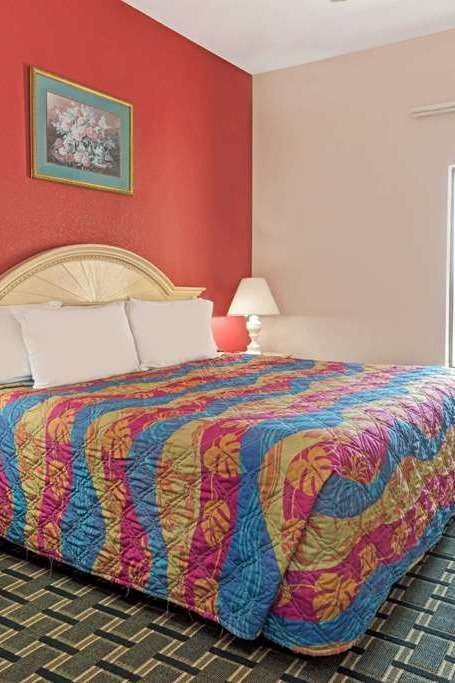 Hotel Days Inn & Suites by Wyndham Osceola AR photo 1