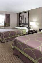 Hotel Super 8 by Wyndham Mundelein/Libertyville Area photo 2