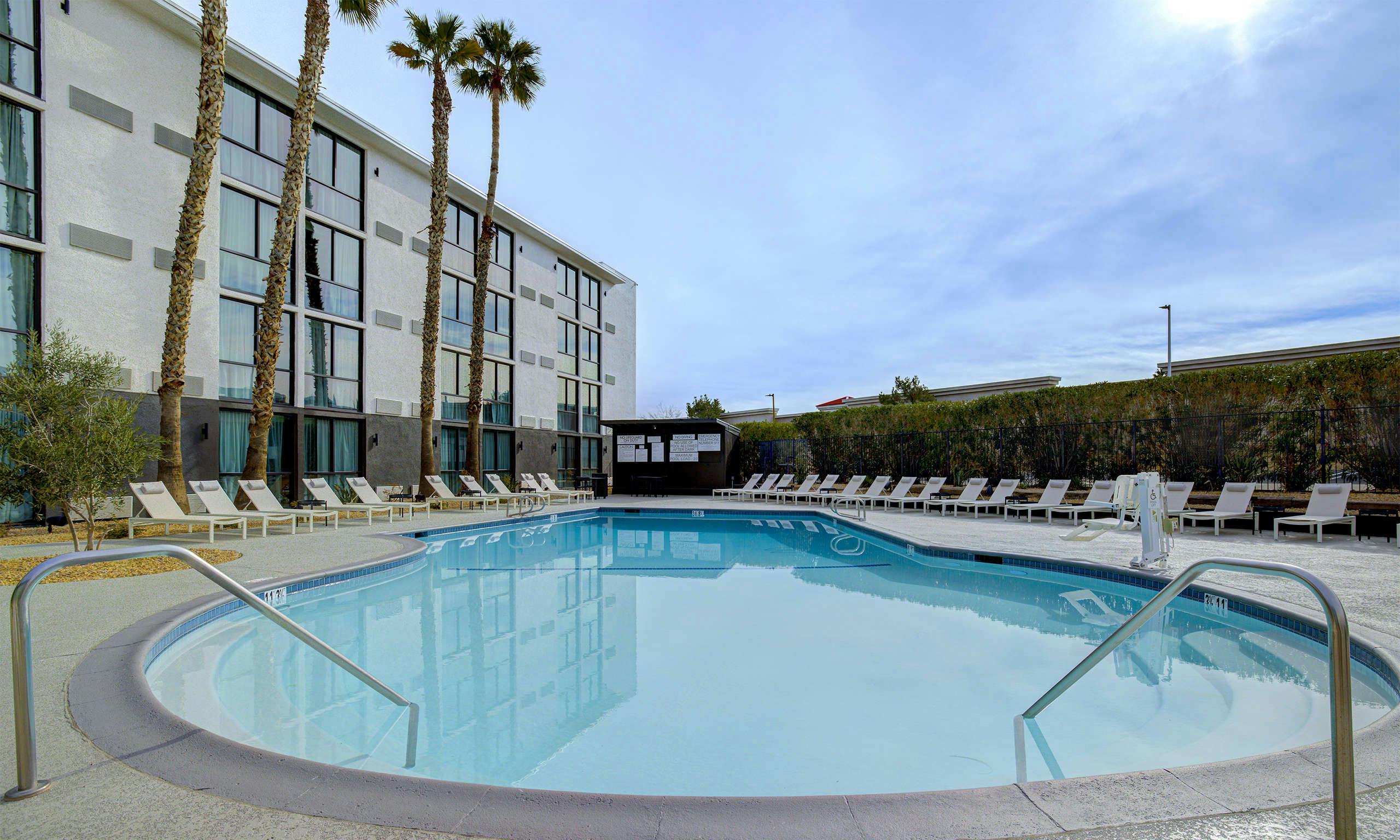 DoubleTree by Hilton Palmdale
