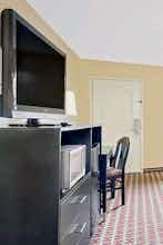 Hotel Days Inn by Wyndham Savannah photo 3