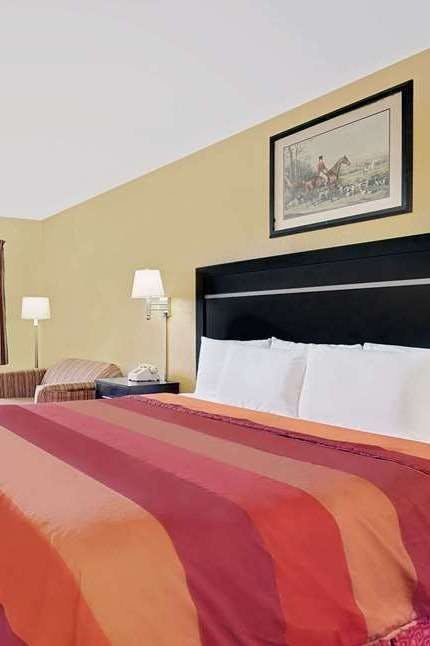 Hotel Days Inn by Wyndham Savannah photo 1