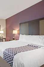 Hotel La Quinta Inn & Suites by Wyndham York photo 2