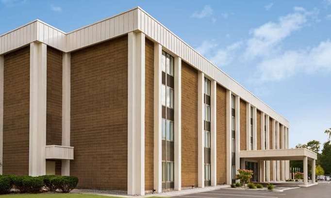 Super 8 by Wyndham Liverpool/Syracuse North Airport