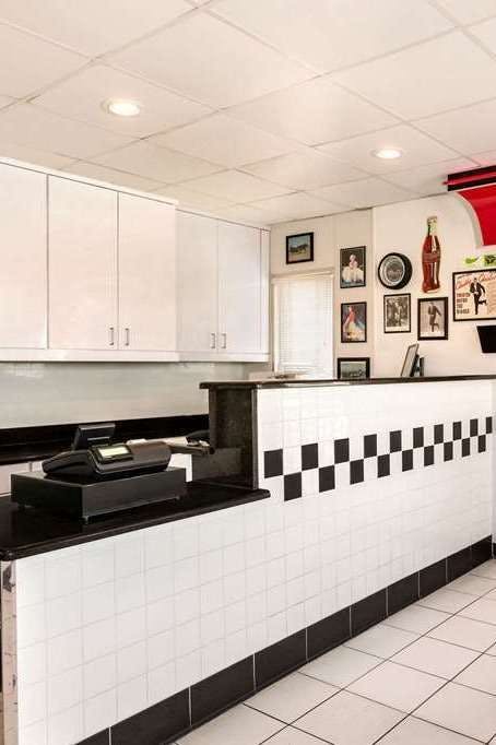 Hotel Travelodge Santa Teresa photo 5