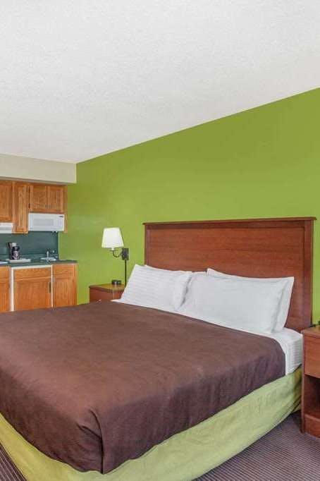 Hotel AmericInn Stillwater photo 1