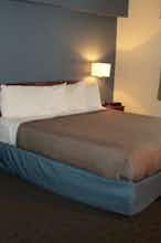 Hotel AmericInn Beulah photo 1