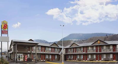 Super 8 by Wyndham Kamloops East