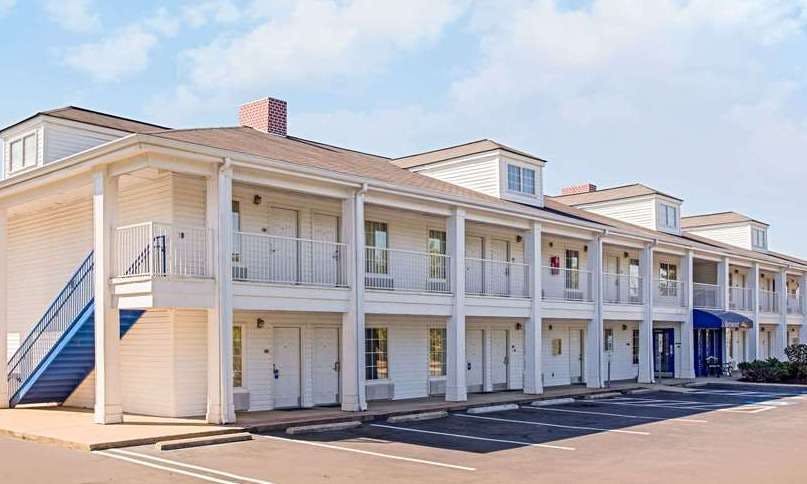 Baymont by Wyndham Forest City