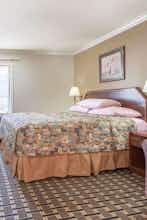 Hotel Super 8 Tyler TX photo 1