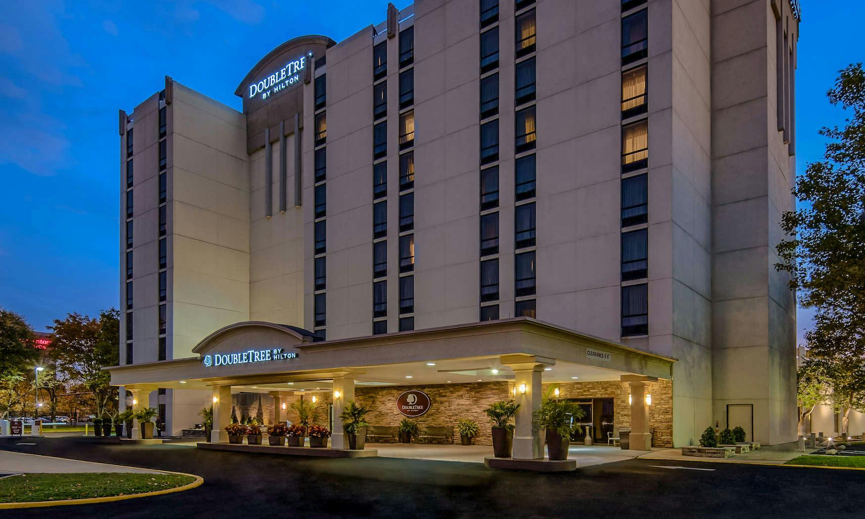 doubletree-by-hilton-philadelphia-airport-philadelphia-phl