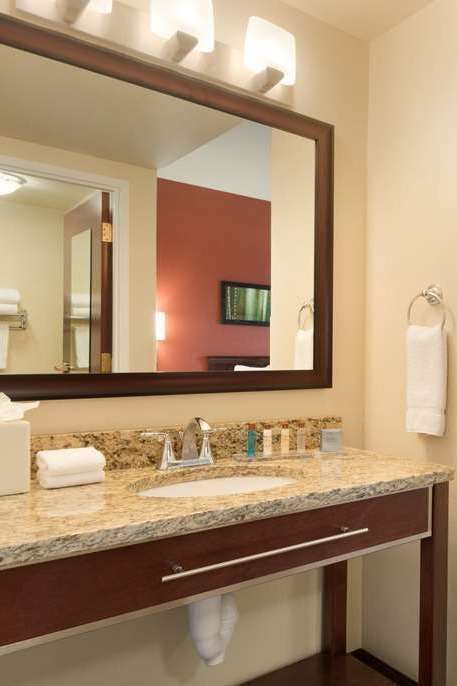 Hotel Hawthorn Extended Stay by Wyndham College Station photo 3