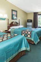 Hotel Super 8 W Grnch Prv photo 3
