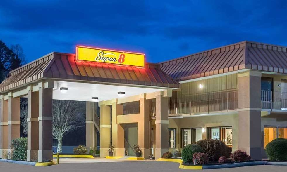 Super 8 by Wyndham Knoxville North/Powell