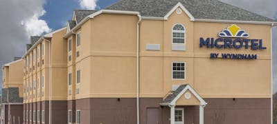 Microtel Beaver Falls