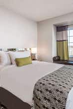 Hotel Microtel Beaver Falls photo 1