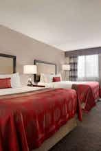 Hotel Ramada Plaza Regina photo 2