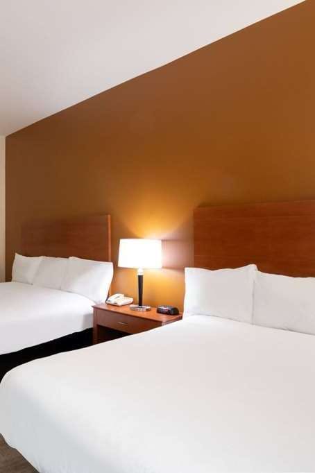 Hotel Baymont I S Savannah South photo 1