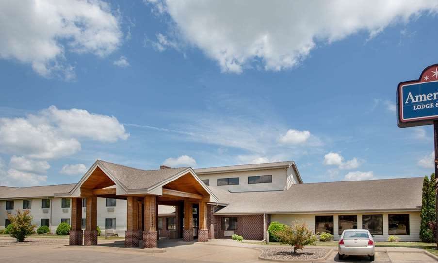 AmericInn by Wyndham Muscatine