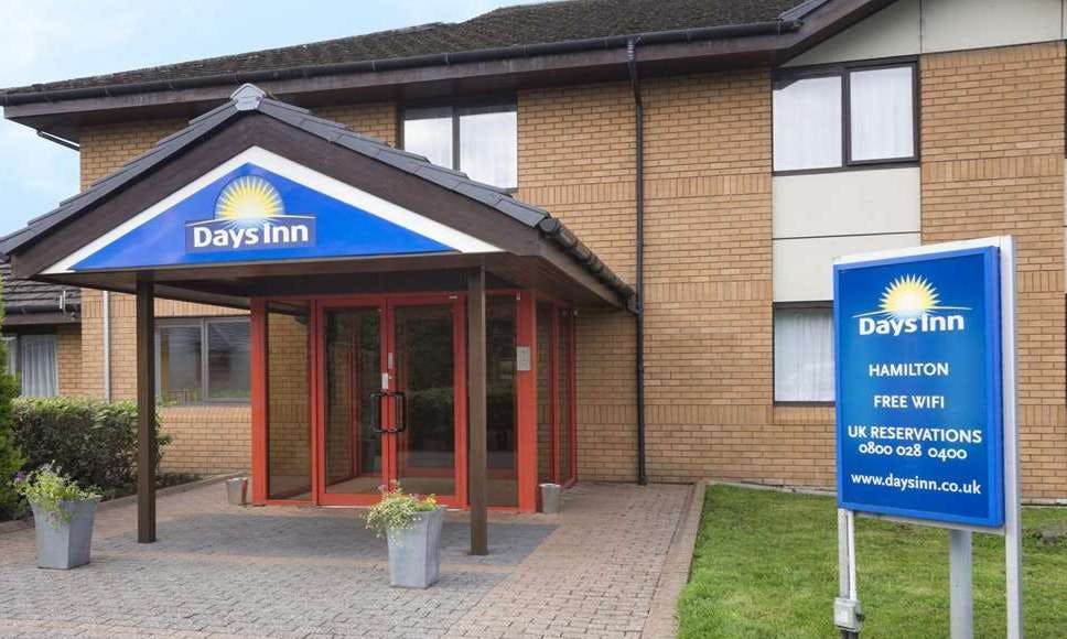 Days Inn by Wyndham Hamilton