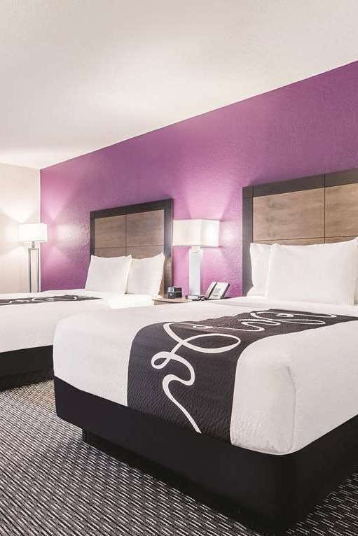 Hotel La Quinta Inn Ste 48th Avenue photo 2