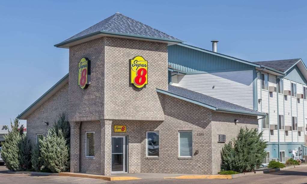Super 8 Medicine Hat AB