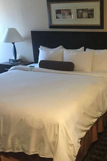 Hotel Baymont Monterey Park photo 1