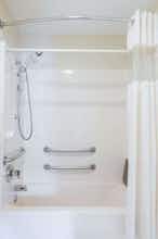 Hotel Super 8 by Wyndham Stafford photo 4