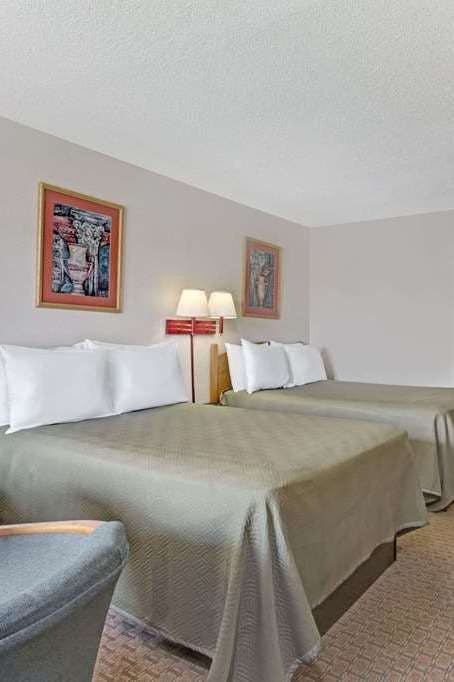 Hotel Travelodge by Wyndham Williamsburg Colonial Area photo 3