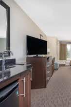 Hotel AmericInn Windom photo 2
