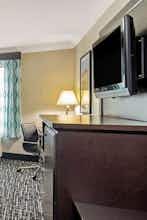 Hotel La Quinta Inn Ste Temecula photo 3