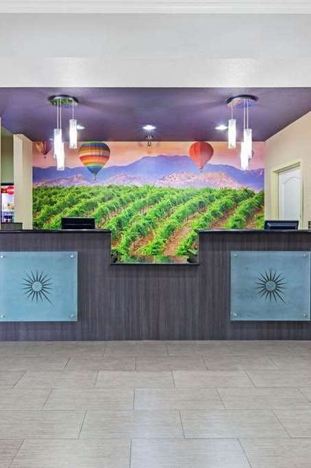 Hotel La Quinta Inn & Suites Temecula photo 5