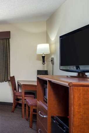 Hotel AmericInn by Wyndham Park Rapids photo 3