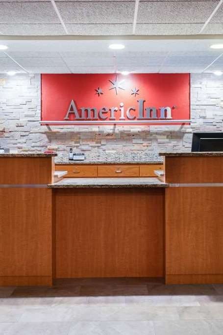 Hotel AmericInn by Wyndham Park Rapids photo 4