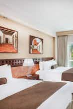 Hotel Wyndham Merida photo 2