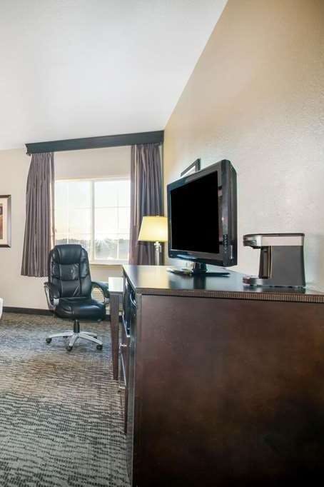 Hotel La Quinta Inn Ste Kyle photo 2