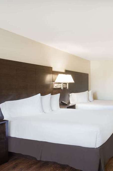 Hotel Baymont Modesto Salida photo 2