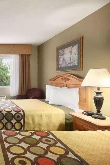 Hotel Super 8 by Wyndham Marana/Tucson Area photo 2