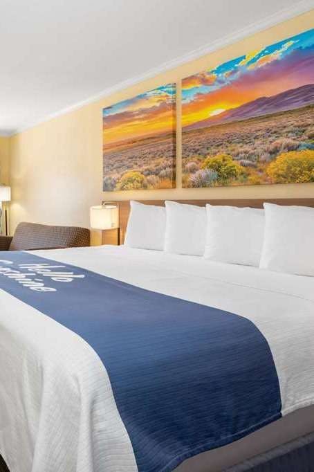 Hotel Days Inn by Wyndham Alamogordo/White Sands photo 1