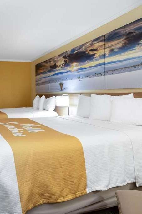 Hotel Days Inn by Wyndham Alamogordo/White Sands photo 2