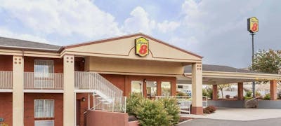 Super 8 Salina Scenic Hills A