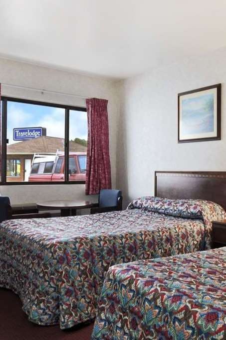 Hotel Travelodge by Wyndham Niagara Falls photo 3