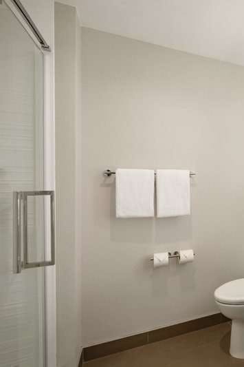 Hotel Avid Hotels Hays photo 5