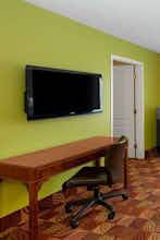 Hotel Super 8 Lake Ozark photo 3