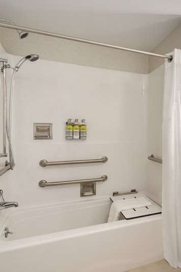 Hotel Holiday Inn Express Plattsburgh photo 5