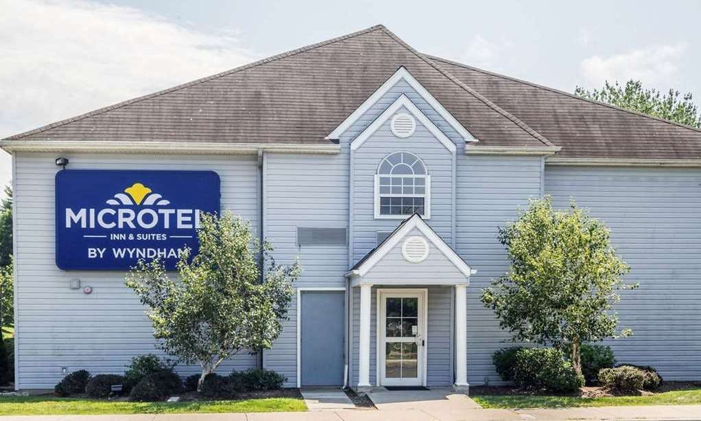 Microtel Inn & Suites by Wyndham Bethel/Danbury