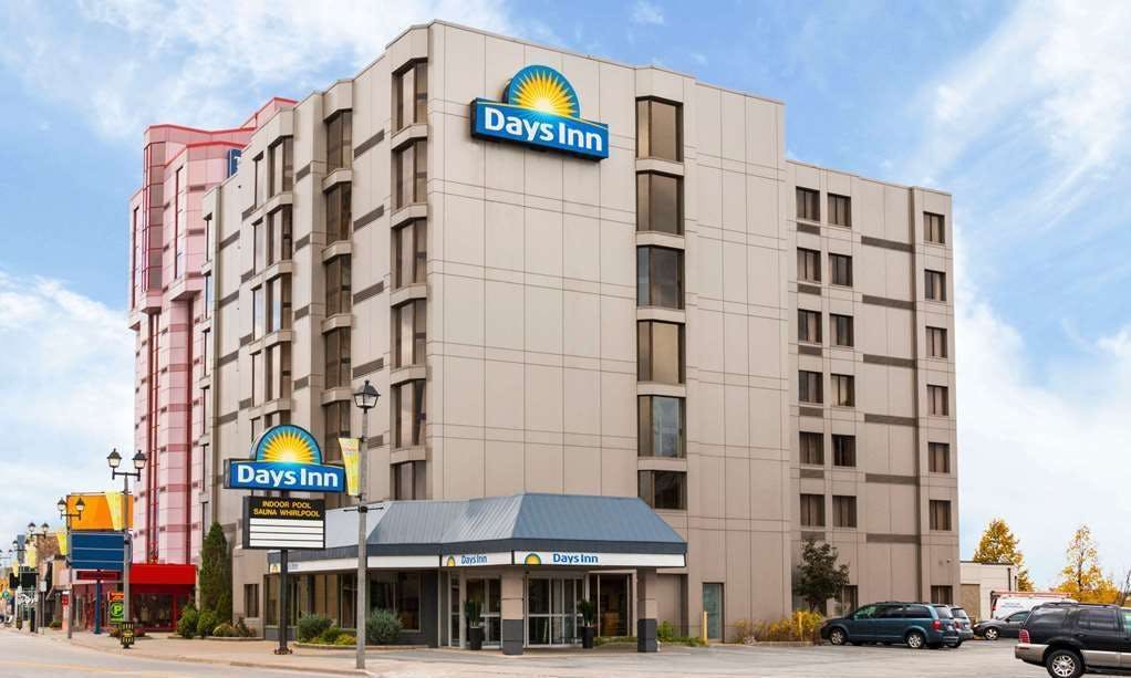 Days Inn by Wyndham Niagara Falls Near The Falls