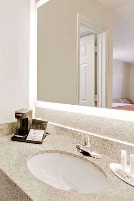 Hotel Days Inn by Wyndham Demopolis photo 3