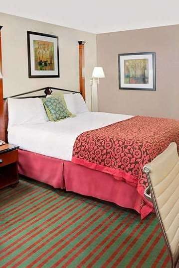 Hotel Days Inn by Wyndham Demopolis photo 1