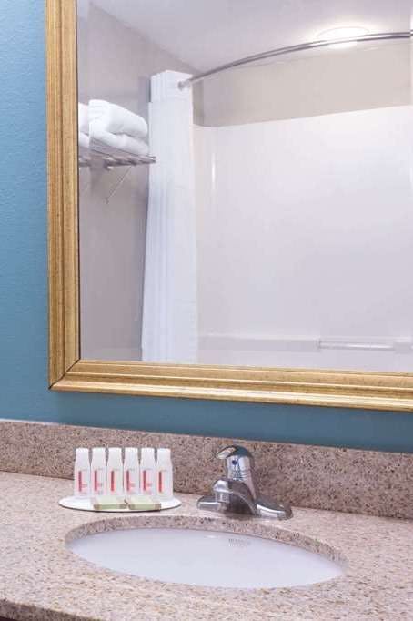 Hotel Super 8 by Wyndham Rainsville photo 4