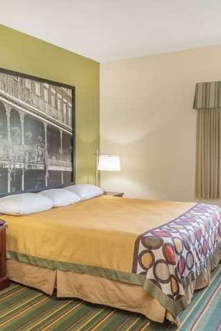 Hotel Super 8 Duson Lafayette Area photo 1